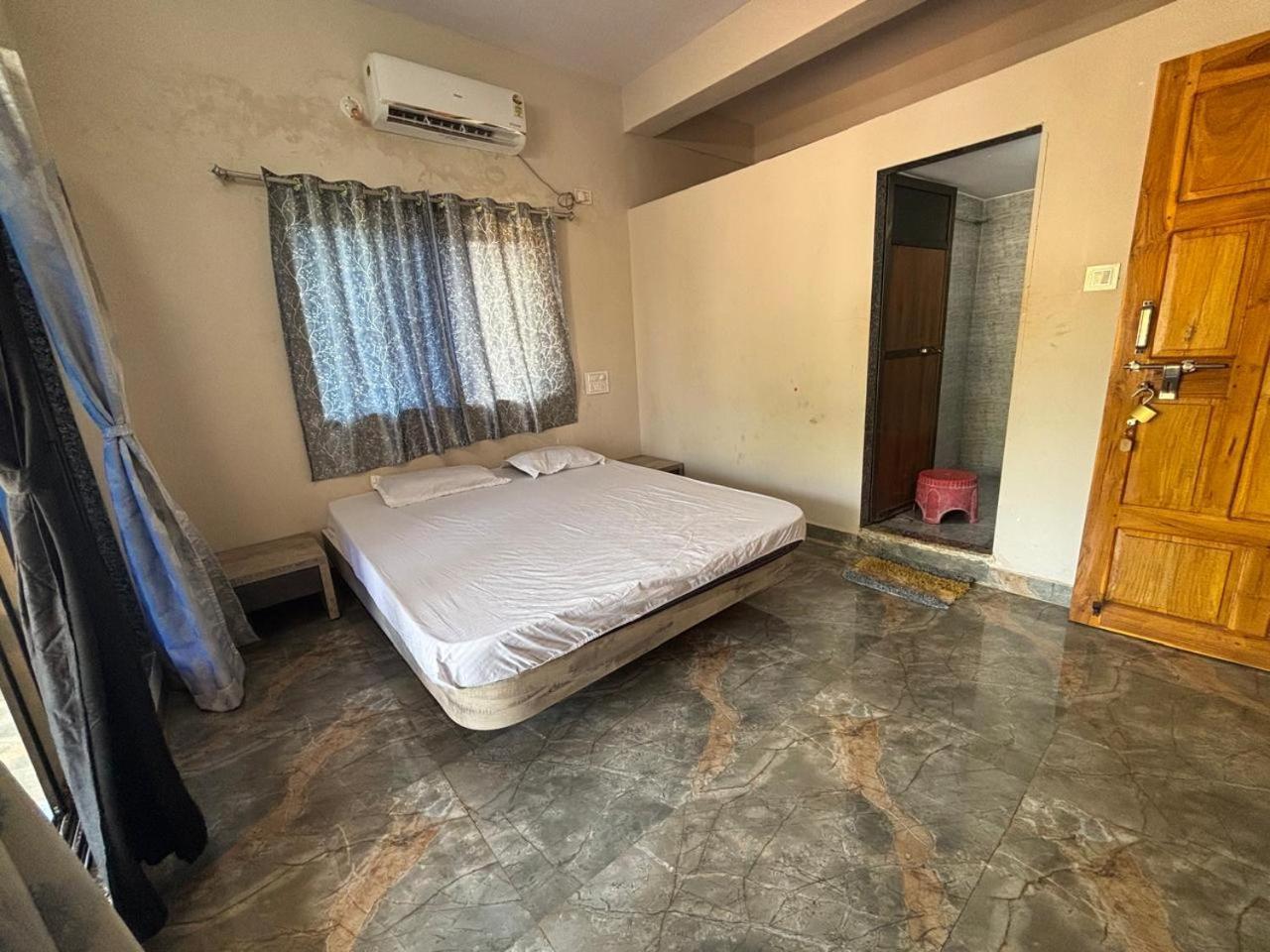 Shobhnath Home Stay Harnai Zimmer foto